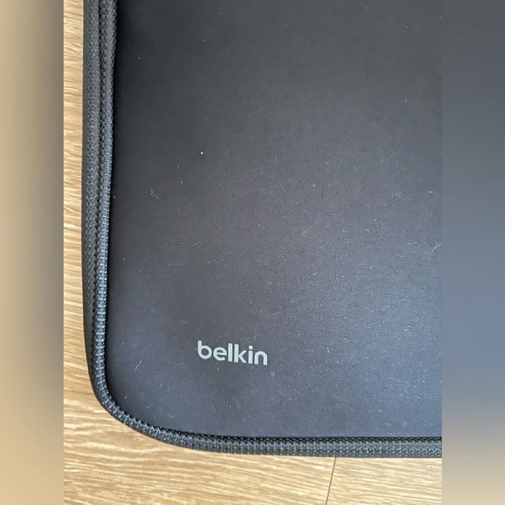 Belkin Black Tablet Sleeve